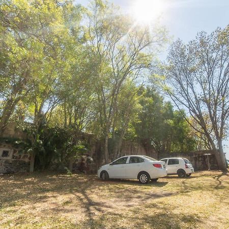 Отель Hacienda Tzintzimeo Морелия Экстерьер фото