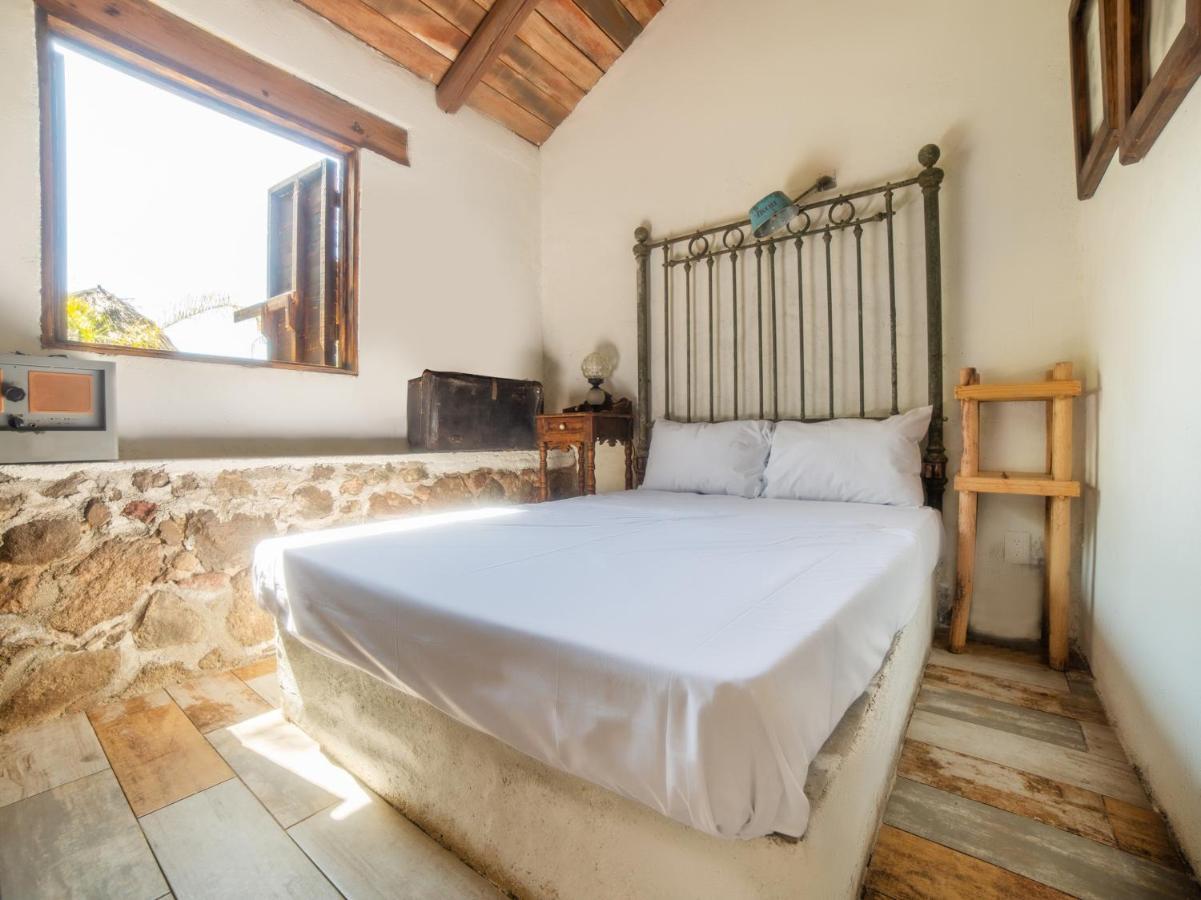Отель Hacienda Tzintzimeo Морелия Экстерьер фото